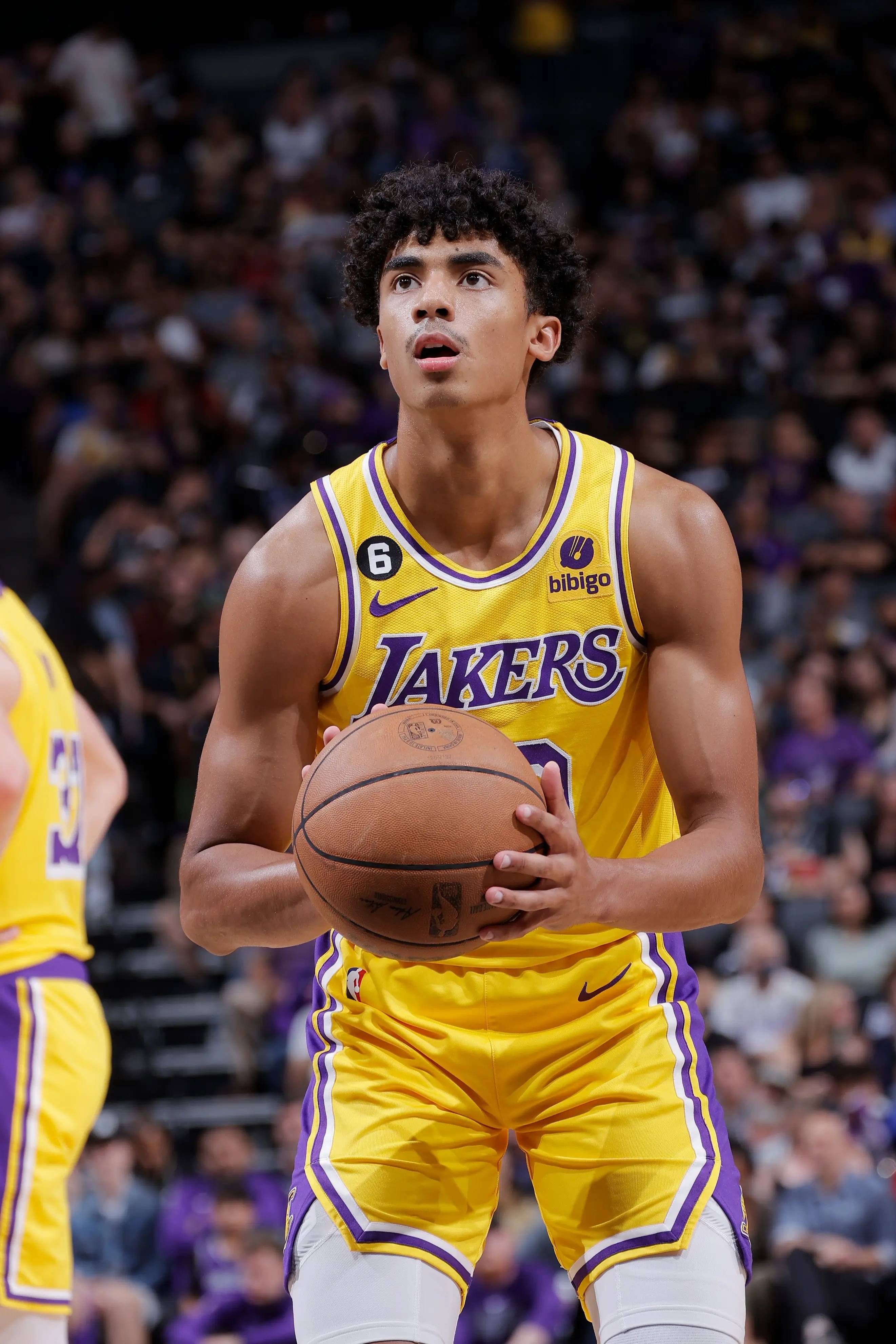 独行侠前途光明！，凯恩新星锐不可当表现突出再创辉煌时刻的简单介绍-爱游戏